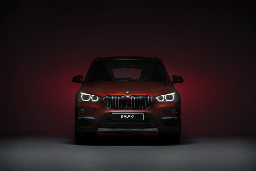  BMW X1 sDrive20i Orange Edition 2017 года  (NL) (фото 6 из 16)